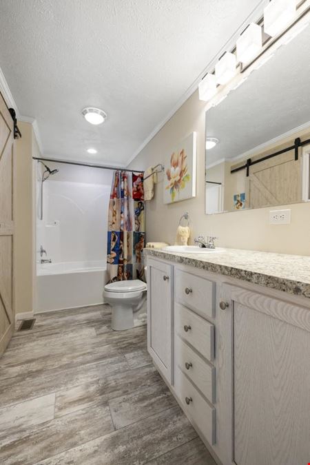 11248 E State Rd 156