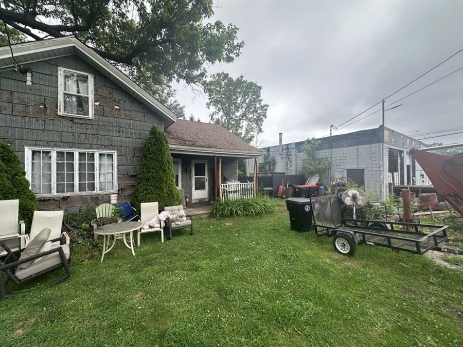6530 Broadway - Auto Repair Shop with Residential Bonus