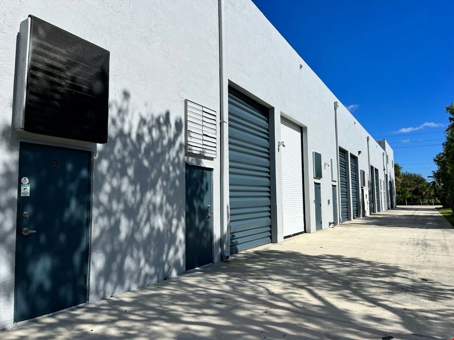 Deerfield Warehouses