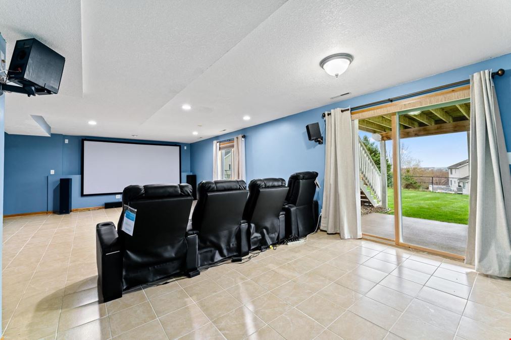 4318 Shetland Pl NW - Beautiful Home For Sale