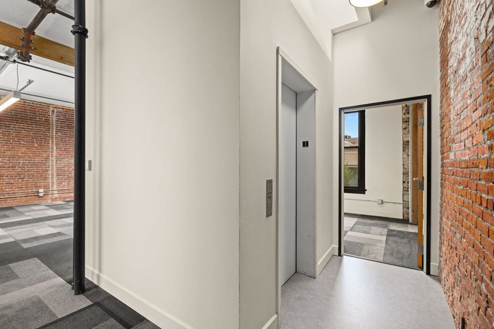 The Loft at 827 SW 2nd Ave