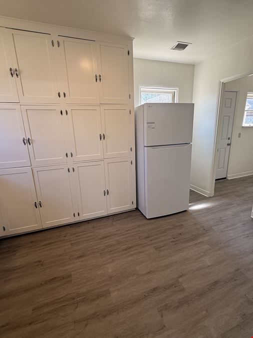 15 E Elm Ave.