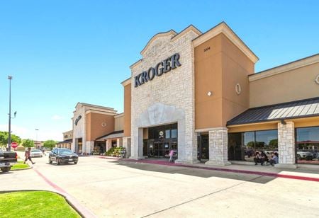 Preview of Retail space for Rent at 1004 South Crowley Road