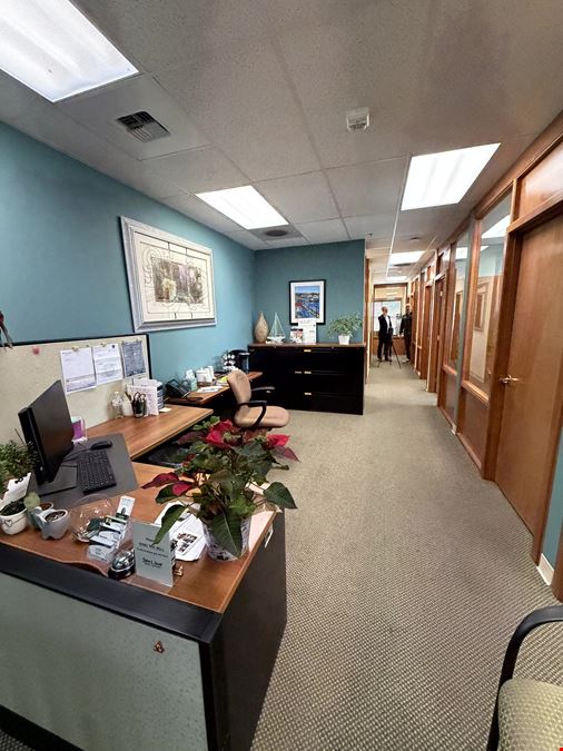 Des Moines Professional Center