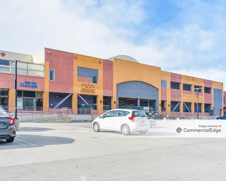 Preview of commercial space at 17401 Ventura Blvd