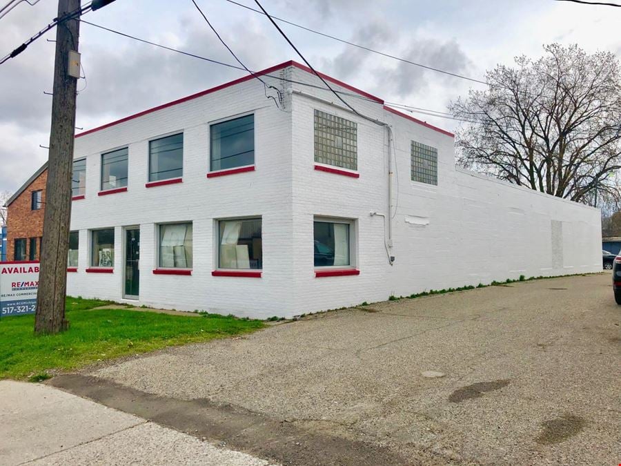 Industrial Zoned Warehouse in City of Lansing For Sale