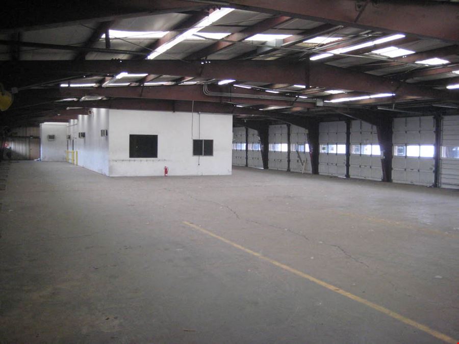 1,000 SF Warehouse/Storage