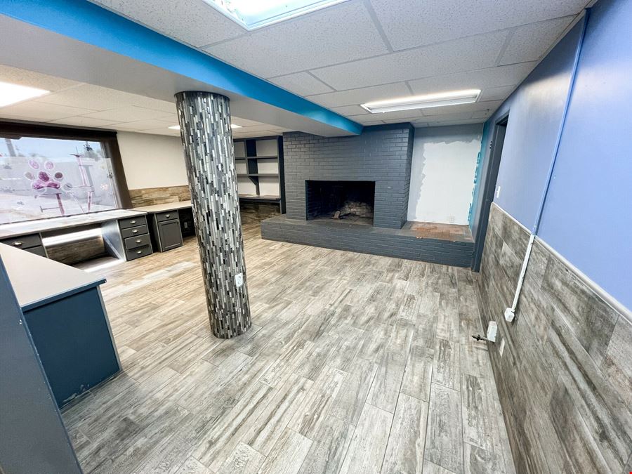 16,416 SF of Flex Space on W Wall St