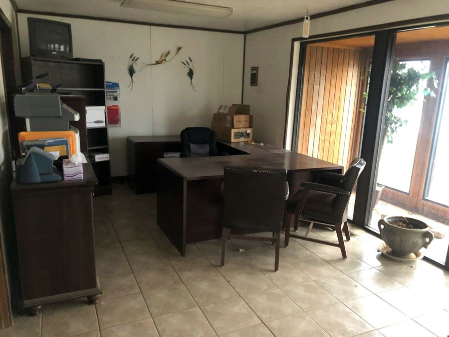 4,750 Office/Shop on 1.82 Acres