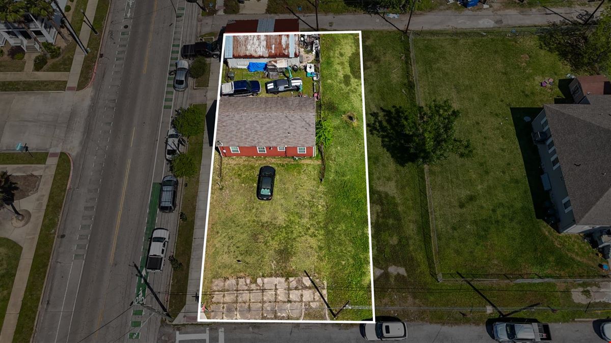 2820 Winnie-Mixed Use
