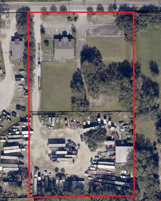 Stand-Alone Building with Fenced Yard