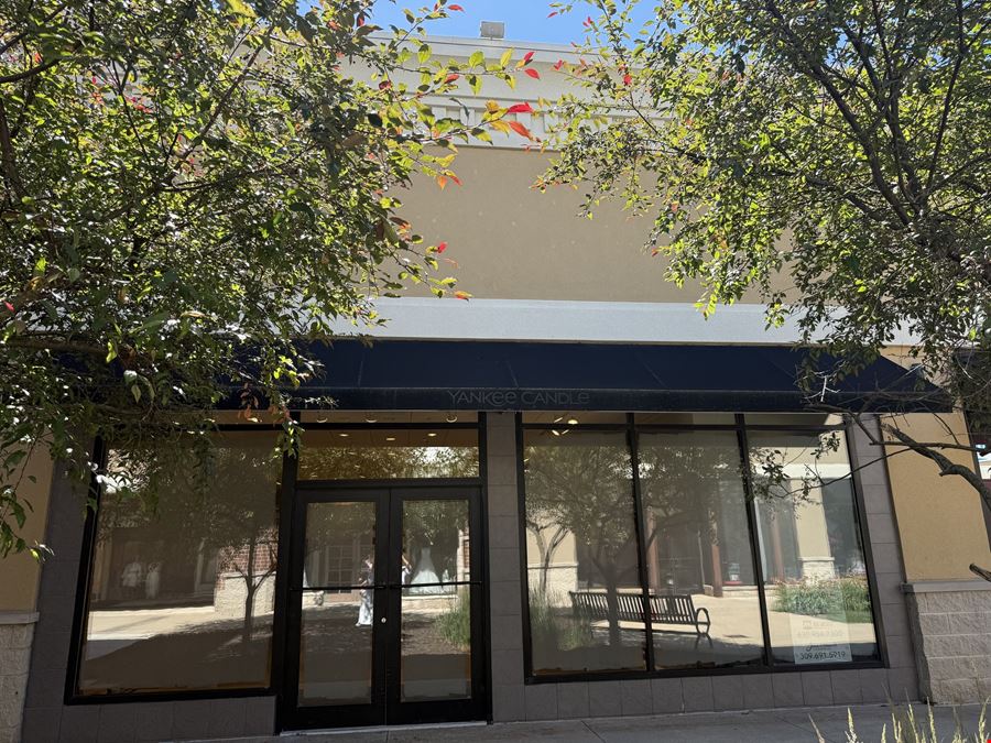 The Shoppes at Grand Prairie
