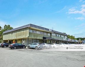 3112 Manor Road