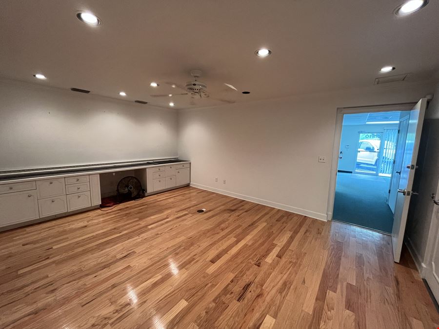 1891 Porter Lake Dr Unit 110