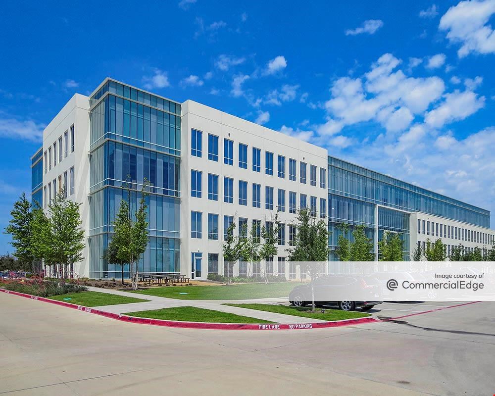 The Landing - 6261-6275 West Plano Pkwy