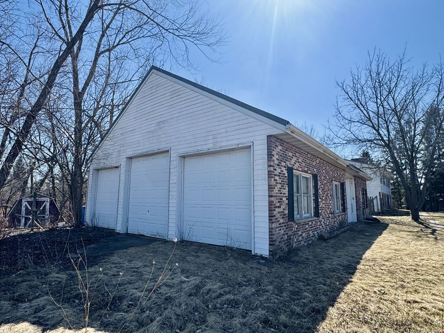 1126 Wauwatosa Rd