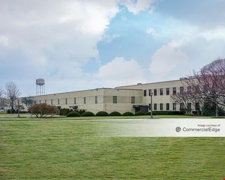 Preview of Industrial space for Rent at 901 Cleveland Street