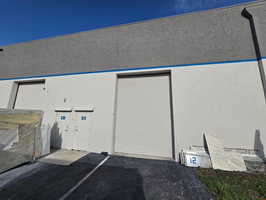 For Lease 100% A/C Office/Warehouse
