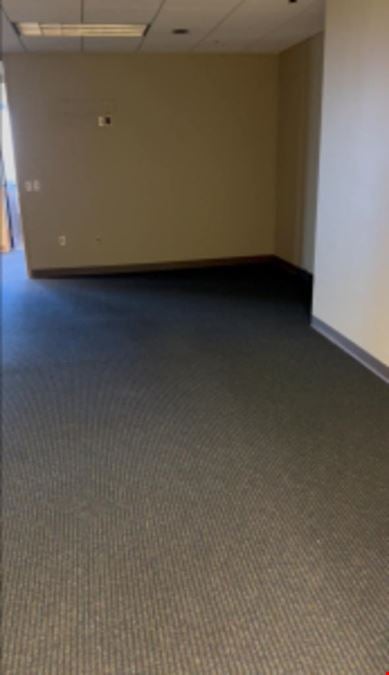 4257 SF Suite 650 Professional Office/ Medical Space Available in Pittsburgh, PA 15220