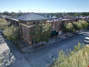 300 Long Pointe Ln