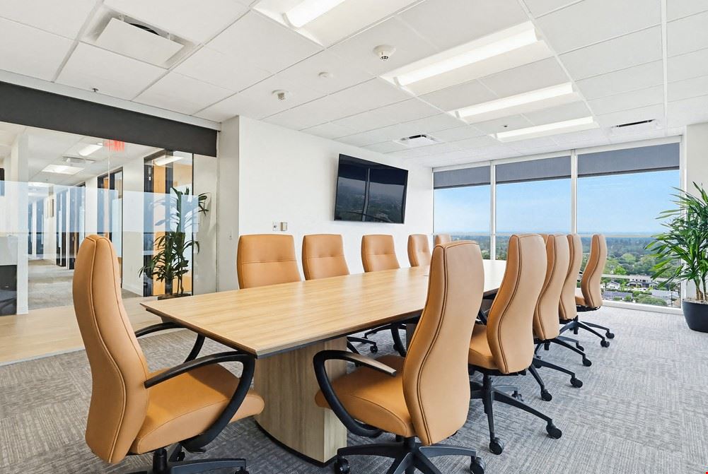Encino Financial Center | Penthouse B