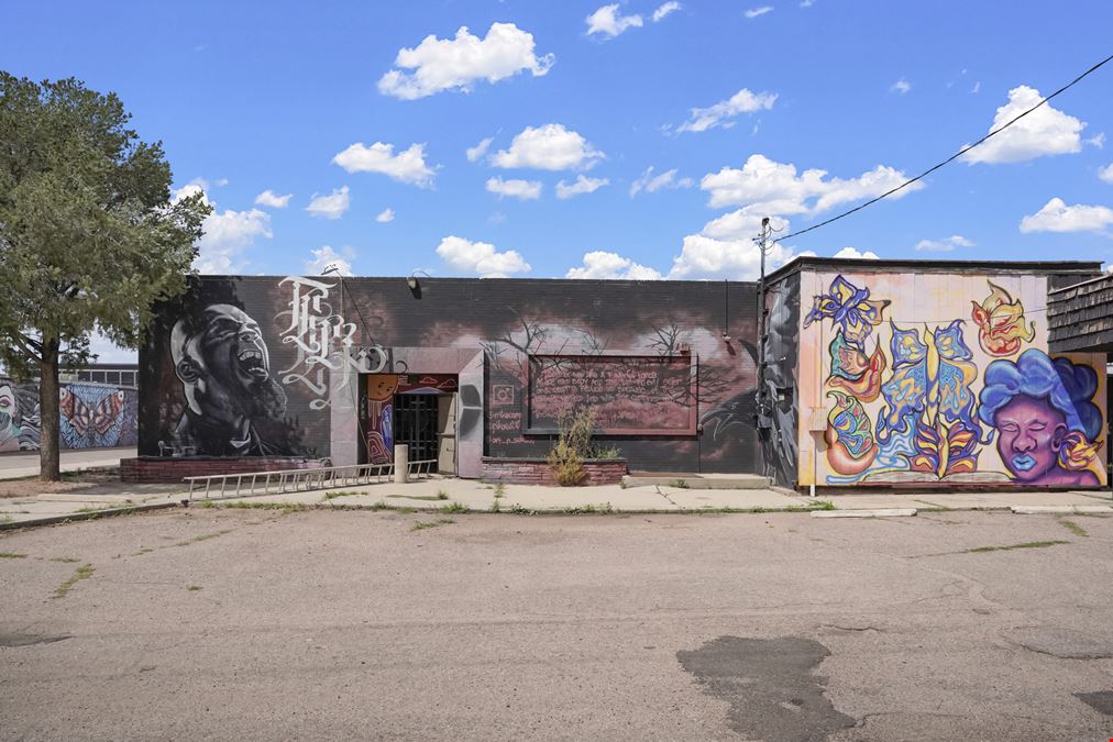 2339 E Platte Pl