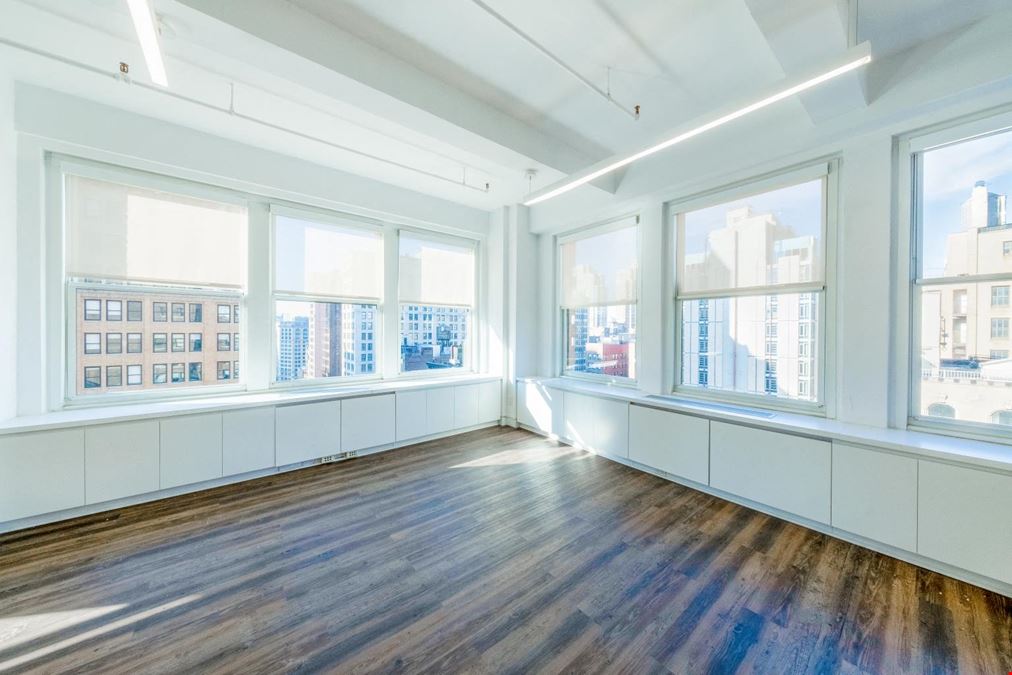 261 Fifth Avenue