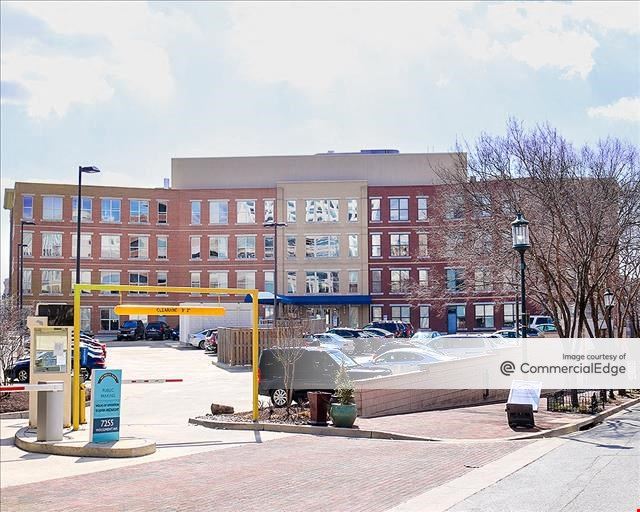 Woodmont East @ Bethesda Row