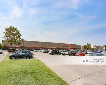Preview of Retail space for Rent at 4628 South Cooper Street