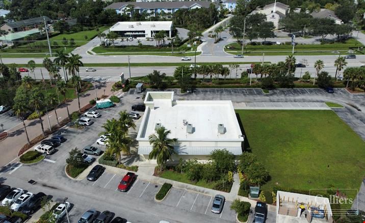 5,200 SF Freestanding Building for Sublease in Stuart