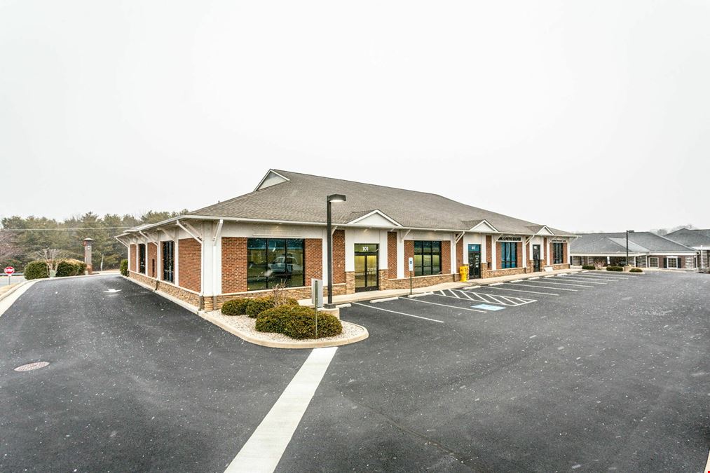 OFFICE CONDOS AVAILABLE IN MYERS CORNER OFFICE COMPLEX
