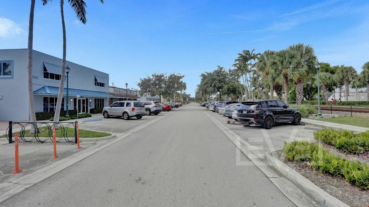 Downtown Oakland Park Flex Retail