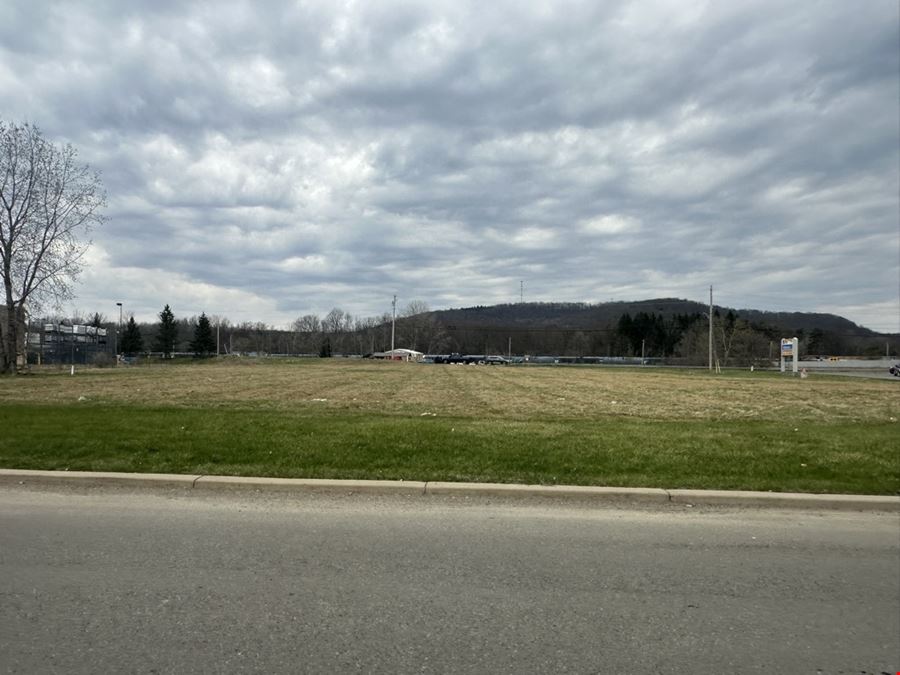 133 Independence Dr. 2.61 +/- Acres Buildable Vacant Land