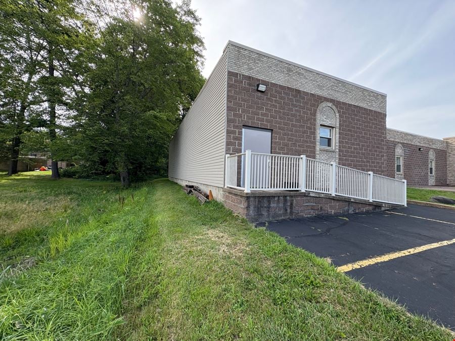 Vinny's of Newton Falls