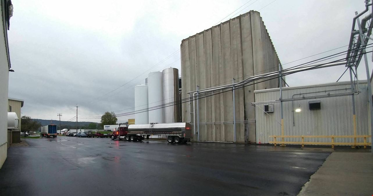 4520 County Road - 190,300+/- SF Industrial Space