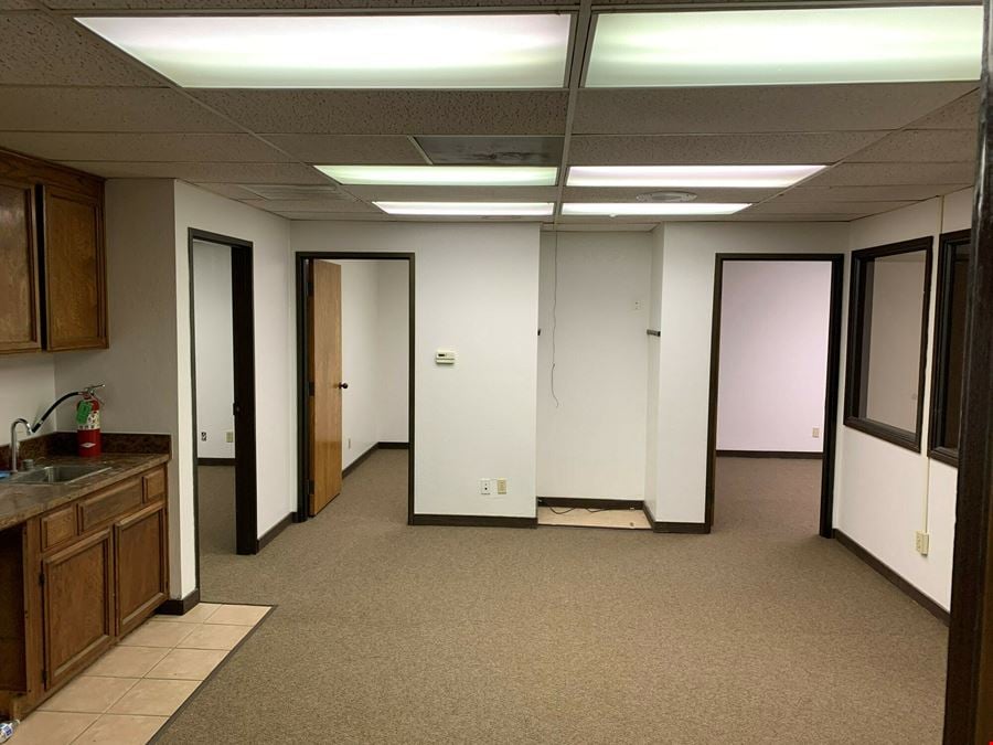 Move-In-Ready Office Suites on W Shaw Ave
