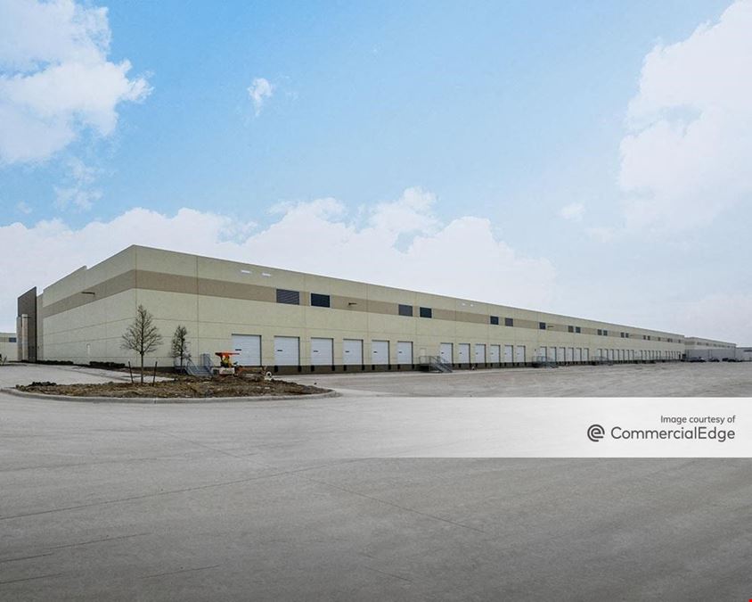 Everman Trade Center