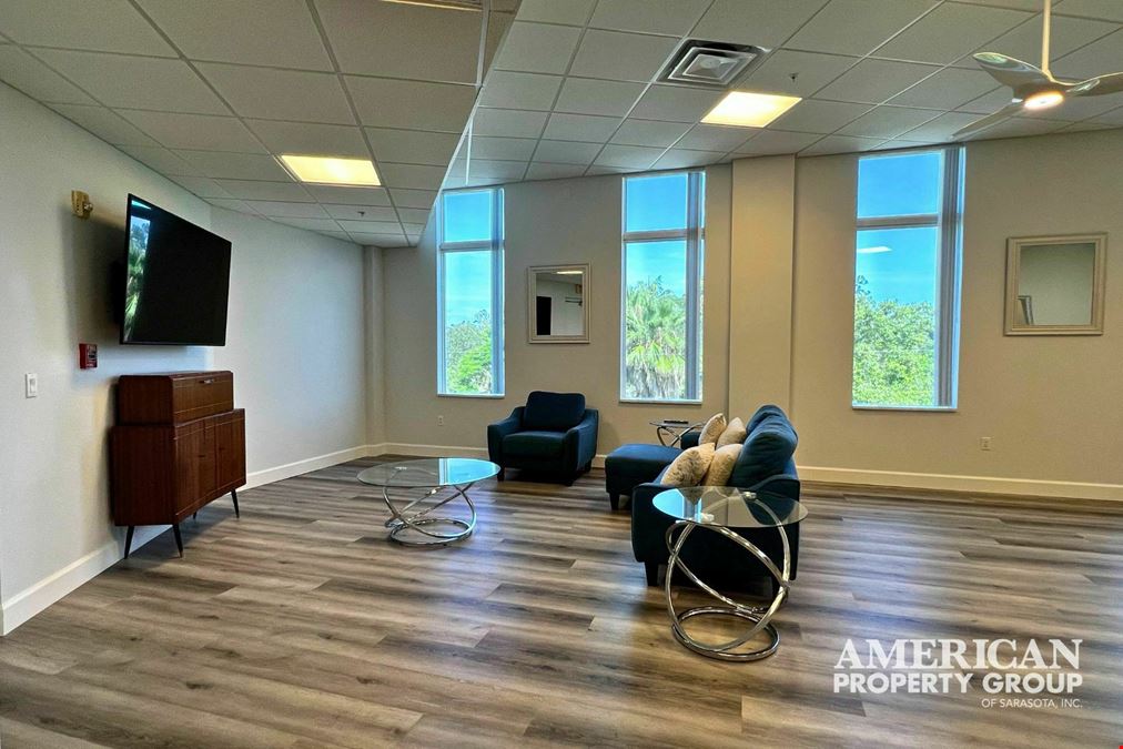 Ultimate Live/Work Opportunity with Views