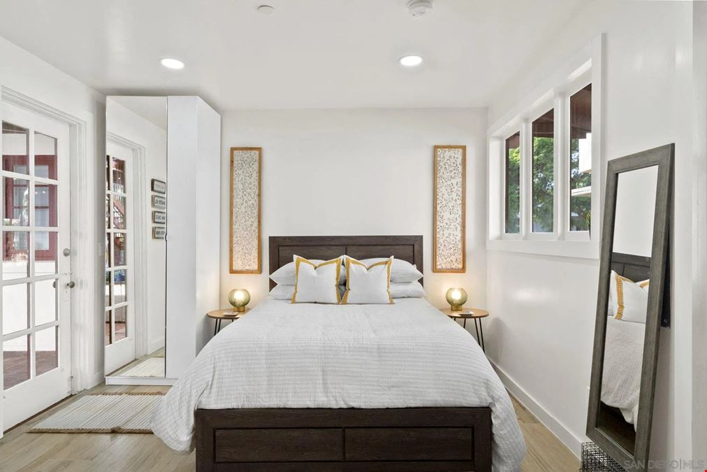 110 Maple St