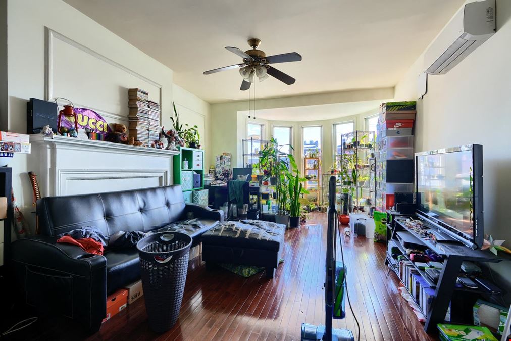 811 Saint Paul St, Baltimore MD 21202