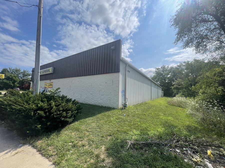 former Dollar General, 2228 N. Gettysburg Ave, Dayton, OH