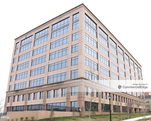 77 Upper Rock