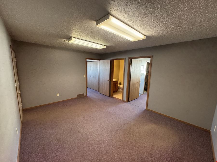27082 Mueller Place