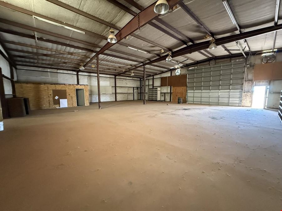 1561 W Hwy 82