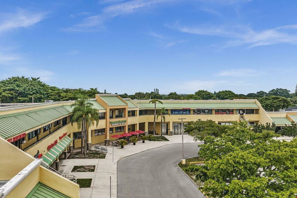 Boca Hamptons Plaza