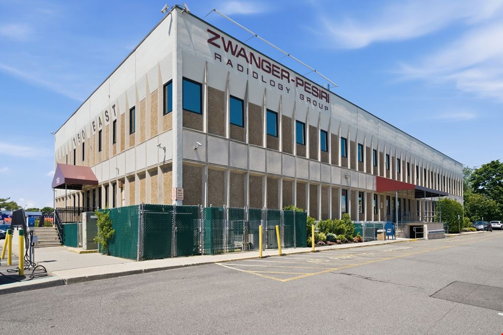 3,900 SF Medical/Professional Office For Lease