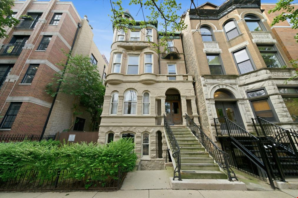 905 W Fletcher St, Chicago, IL 60657