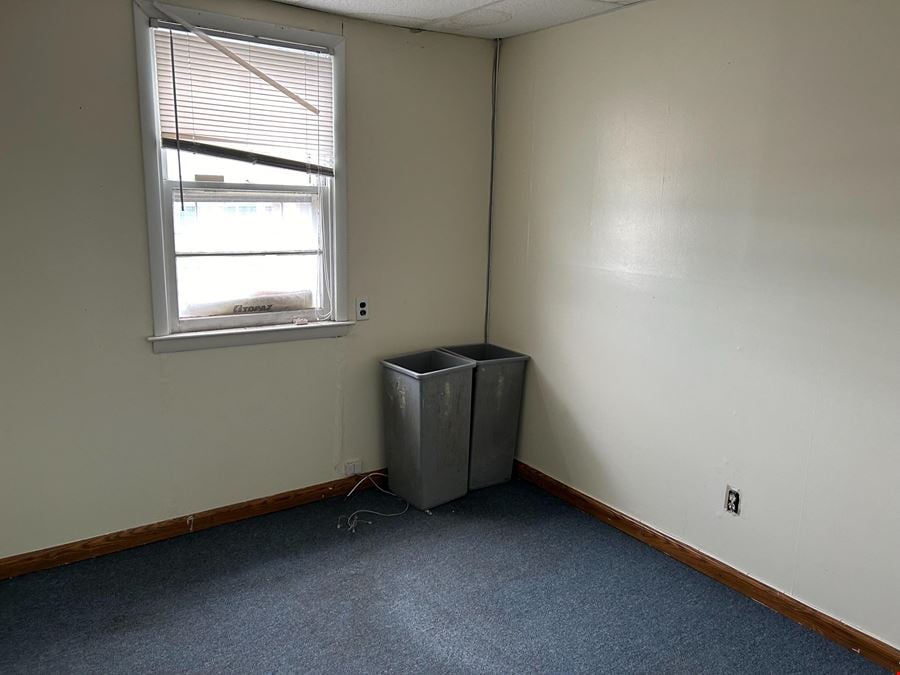 1228 Wantagh Ave