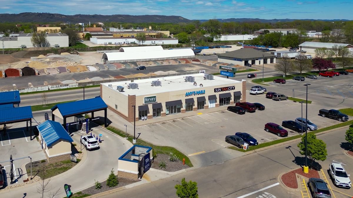 1035 Frontenac Dr - Winona Retail Center For Sale