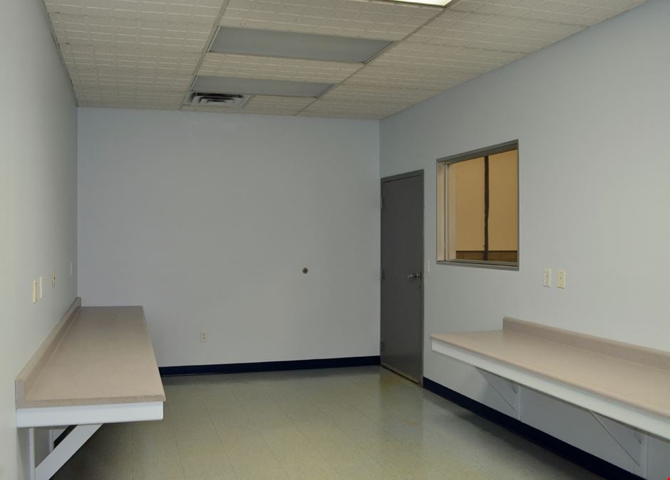 8,010± SF Warehouse With Office